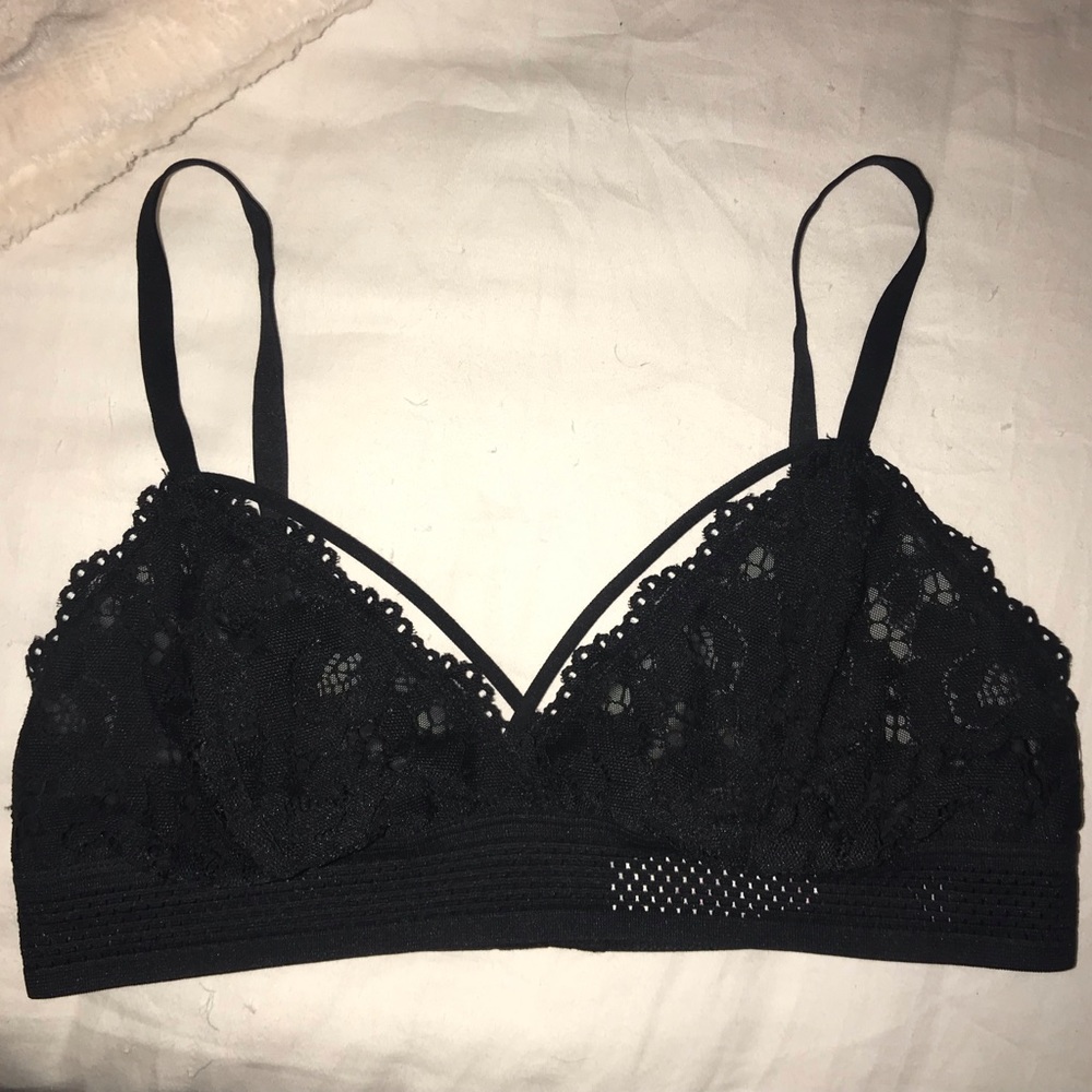 Xhilaration Black Lace Detailed Brallete Size S